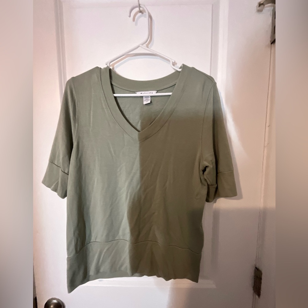 Athleta shirt